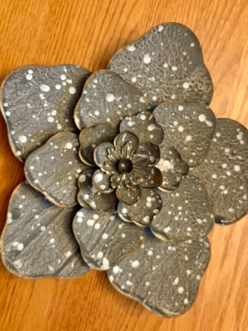 Decorative Gray Speckled Flower Wall Accent-Brand New